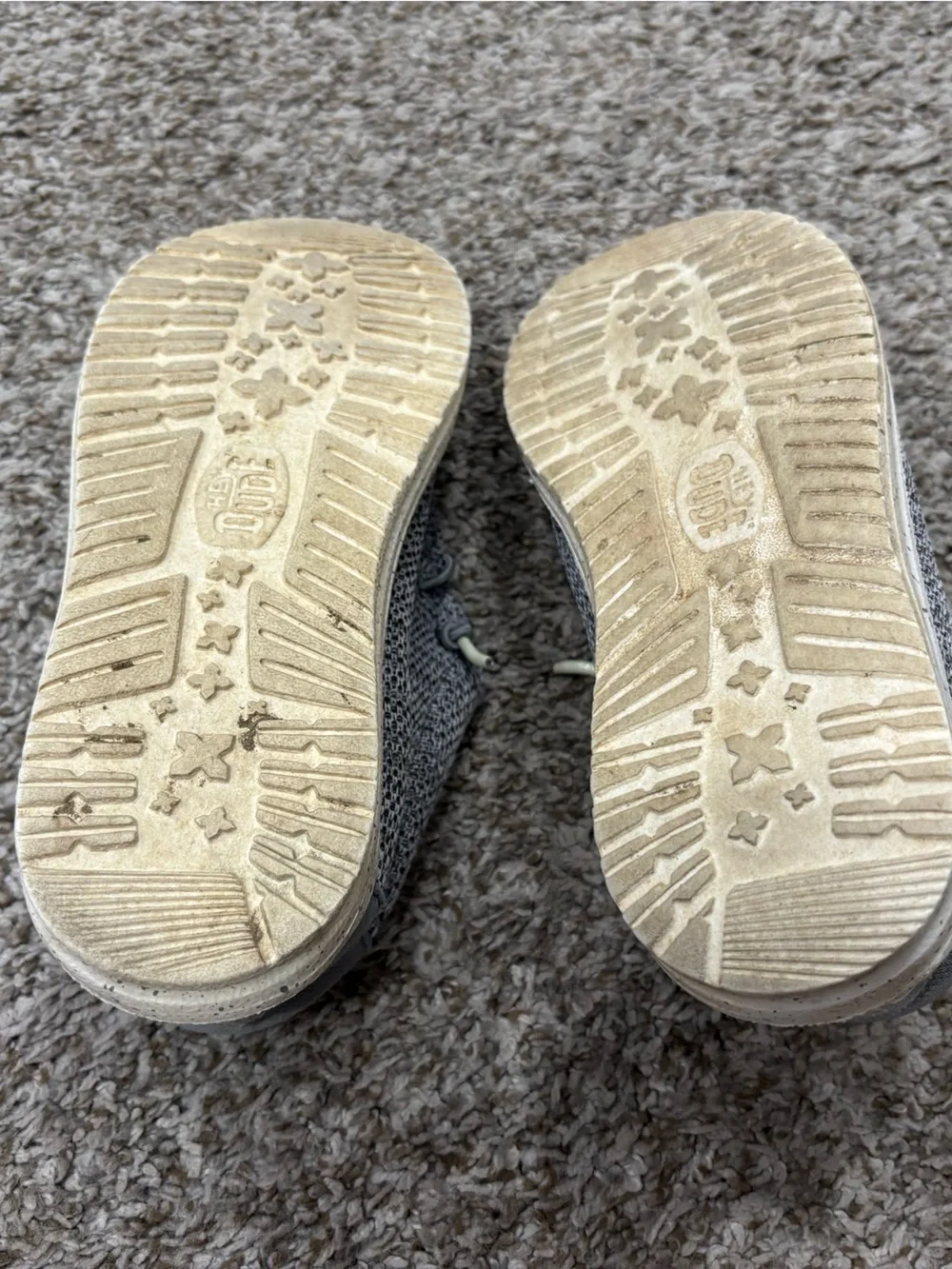 Hey Dude Kid’s size 3 Lightweight Grey Knit Casual Shoes